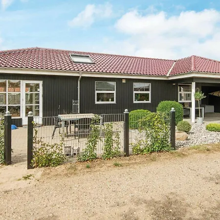 Semesterbostad Modern Holiday In Fredericia With Sauna *