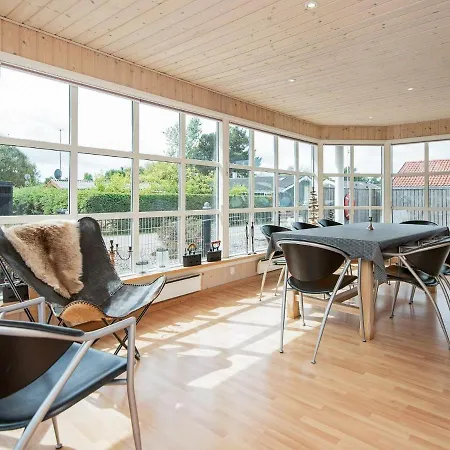 Semesterbostad Modern Holiday In Fredericia With Sauna *